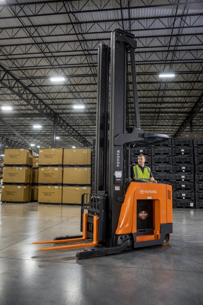 New Toyota Sidestance High-Capacity Reach Truck // RF1-HCX