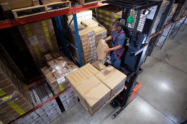 Warehouse 101: What Is An Order Picker?